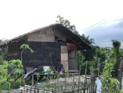 Ditinggal Keluarga, Duda di Aceh Utara Bertahan di Rumah Tak Layak Huni