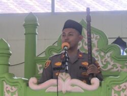 Melalui Mimbar Jumat, Kapolsek Syamtalira Bayu Sampaikan Imbauan Kamtibmas dan Santuni Anak Yatim