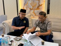 Silaturrahmi dengan Ketua DPRA, Haji Uma Serahkan Rekomendasi Hasil FGD Penggunaan Ruang Digital di Aceh